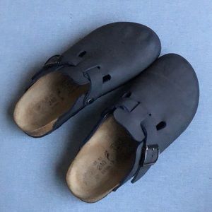 🌿 Birki’s (Made by Birkenstock) clogs